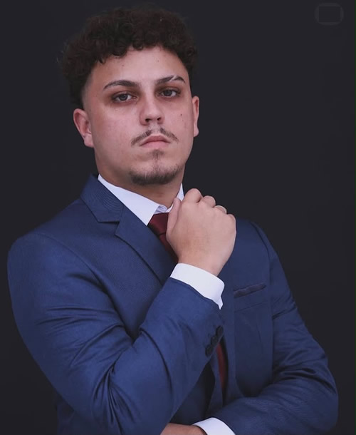 Cauã Fonseca, editor de fotos e vídeos e especialista em redes sociais